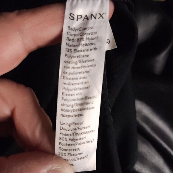 Spanx Black Plus Faux Leather Leggings 1X - Picture 9 of 9